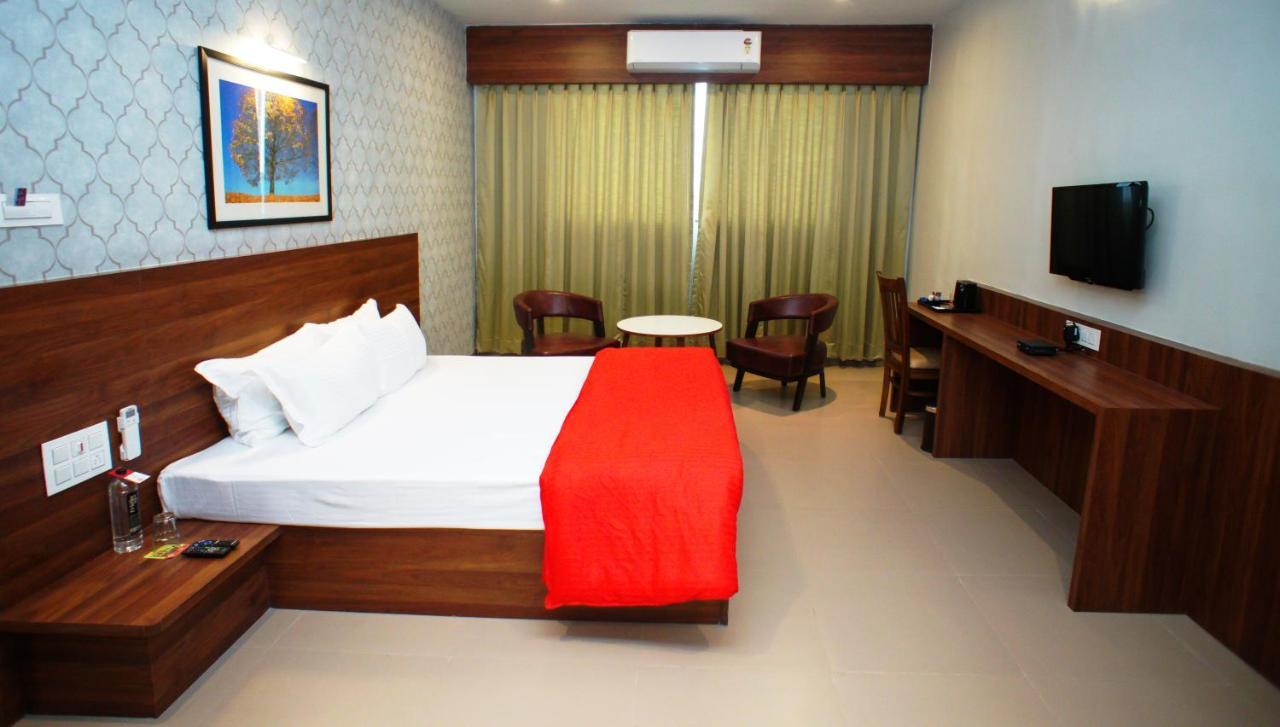 Little Mastiff Chinchwad By Othpl Pimpri-Chinchwad Exterior photo